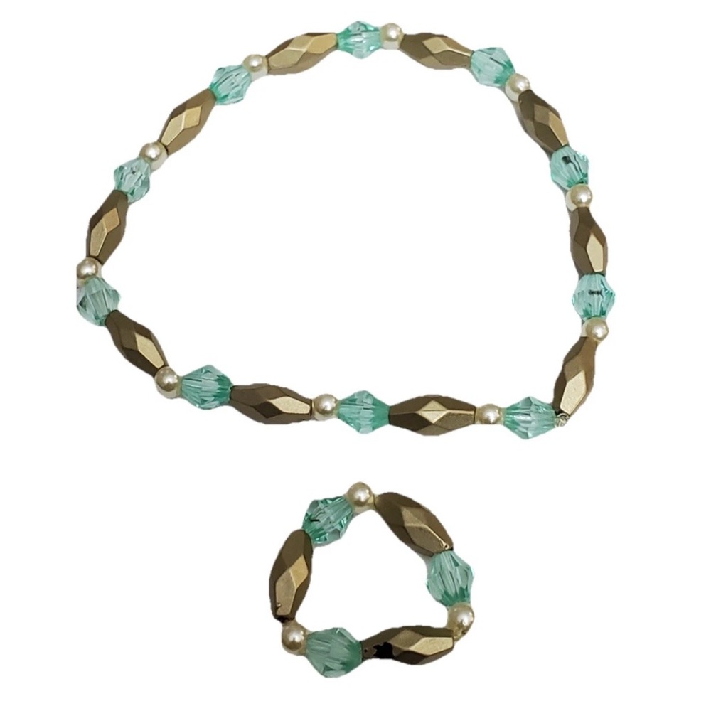 NEW Beaded Flexible Bracelet and Ring Gold and Clear Blue 7.5”